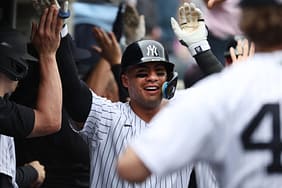 gleyber-torres-yankeese-blue-jaysi-geciyor-Eie9eDnD.jpg
