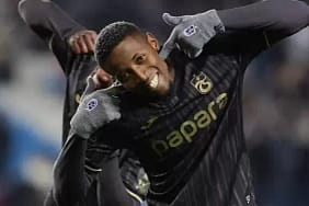 simon-banza-paul-onuachuyu-unutturdu-simdiden-gekti-Eitp8MnP.jpg